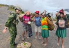Borong Hasil Kebun Mama-Mama Papua, Satgas Yonif 500/Sikatan Hidupkan Ekonomi Rakyat di Tengah Pegunungan Intan Jaya