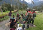 Satgas Yonif 732/Banau Borong Hasil Tani Mama-Mama Papua, Wujud Nyata Kepedulian di Kampung Dangbet