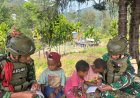 Satgas Yonif 732/Banau Jadi Guru di Pedalaman Papua: Anak-Anak Ambobera Belajar Berhitung Bersama Prajurit