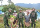 ROSITA di Intan Jaya: TNI Borong Hasil Tani Mama Papua, Nyalakan Mesin Ekonomi di Pegunungan