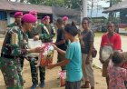 Berkah Jumat di Perbatasan: Marinir Yonif 10 Tebar Sembako di Faankahrio