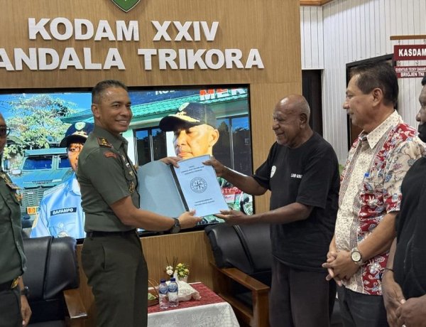 Pangdam XXIV/MT Terima Audiensi Lembaga Adat Malind Anim, Bahas Aspirasi Krusial Pendidikan, Kesehatan, dan Ekonomi