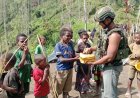 Roti Hangat Satgas Yonif 113: Senyum Anak Hiyabu di Ujung Negeri