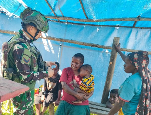 Satgas Yonif 142/KJ Tingkatkan Akses Kesehatan Warga Pintu Jawa